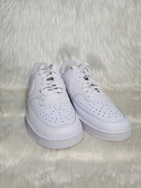 Nike Court Vision Low White Men 8.5 / Women 10 NWOB